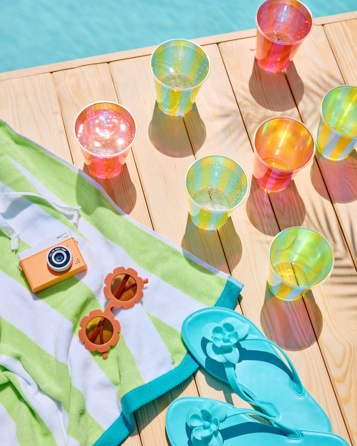 Pool Party Cups - 16 plastic cups