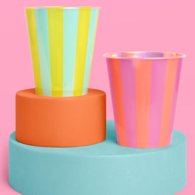 Pool Party Cups - 16 plastic cups