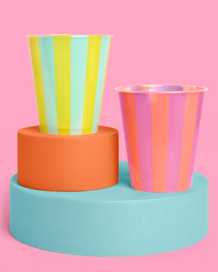 Pool Party Cups - 16 plastic cups