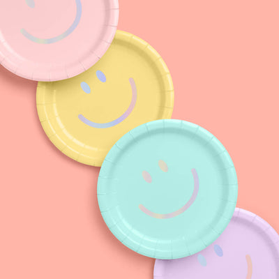 Smiley Plates - 24 paper plates
