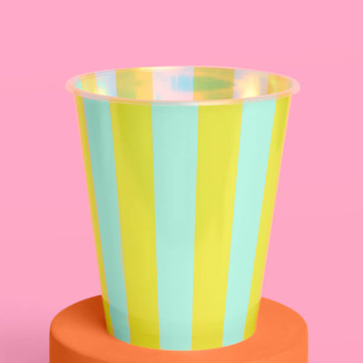 Pool Party Cups - 16 plastic cups